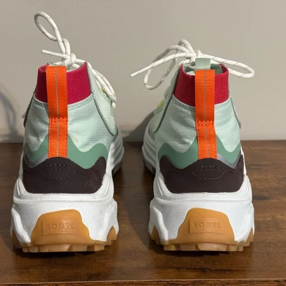 Sorel Kinetic Breakthru Venture Athletic Shoes Womens SZ 8.5M Perfect Condition - Picture 3 of 11